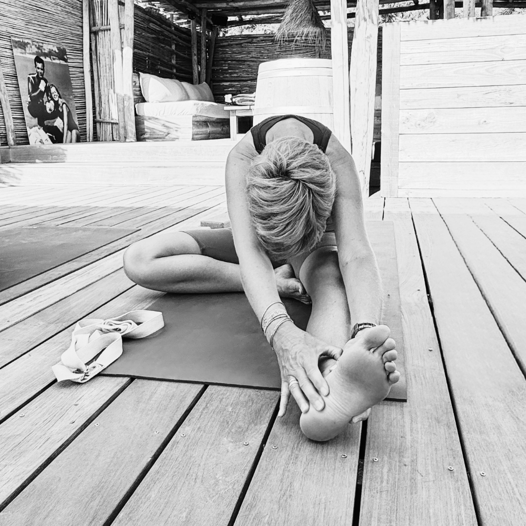 Cours Yoga | LE TIKI San Ciprianu